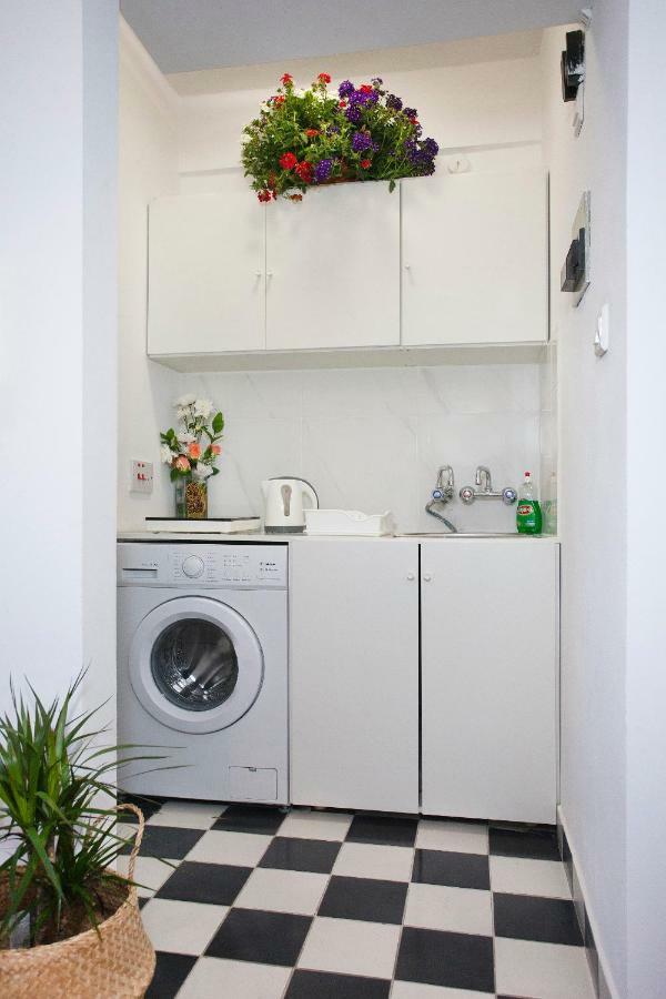 Poseidon Boutique Apartment 2 Limasol Dış mekan fotoğraf