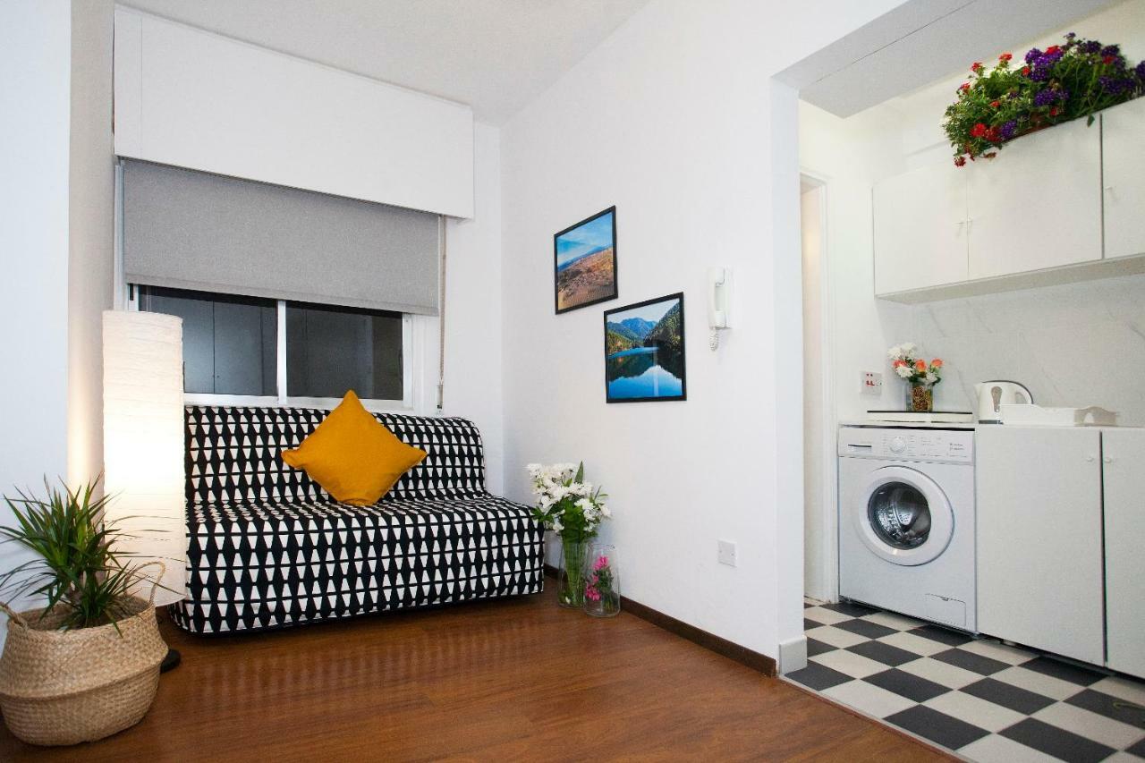 Poseidon Boutique Apartment 2 Limasol Dış mekan fotoğraf